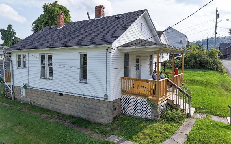 60 Watkins Lane, Clarksburg, West Virginia 26301, 3 Bedrooms Bedrooms, 7 Rooms Rooms,1 BathroomBathrooms,Single Family Detached,For Sale,Watkins,0,10166451 60 Watkins Lane, Clarksburg, West Virginia 26301, 3 Bedrooms Bedrooms, 7 Rooms Rooms,1 BathroomBathrooms,Single Family Detached,For Sale,Watkins,0,10166451