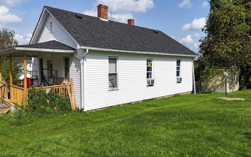 60 Watkins Lane, Clarksburg, West Virginia 26301, 3 Bedrooms Bedrooms, 7 Rooms Rooms,1 BathroomBathrooms,Single Family Detached,For Sale,Watkins,0,10166451 60 Watkins Lane, Clarksburg, West Virginia 26301, 3 Bedrooms Bedrooms, 7 Rooms Rooms,1 BathroomBathrooms,Single Family Detached,For Sale,Watkins,0,10166451