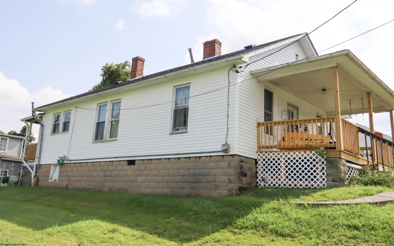 60 Watkins Lane, Clarksburg, West Virginia 26301, 3 Bedrooms Bedrooms, 7 Rooms Rooms,1 BathroomBathrooms,Single Family Detached,For Sale,Watkins,0,10166451 60 Watkins Lane, Clarksburg, West Virginia 26301, 3 Bedrooms Bedrooms, 7 Rooms Rooms,1 BathroomBathrooms,Single Family Detached,For Sale,Watkins,0,10166451