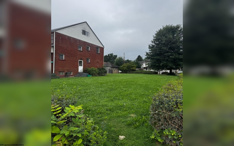425 Center Avenue, Weston, West Virginia 26452, 3 Bedrooms Bedrooms, 9 Rooms Rooms,1 BathroomBathrooms,Single Family Detached,For Sale,Center,0,10166457 425 Center Avenue, Weston, West Virginia 26452, 3 Bedrooms Bedrooms, 9 Rooms Rooms,1 BathroomBathrooms,Single Family Detached,For Sale,Center,0,10166457