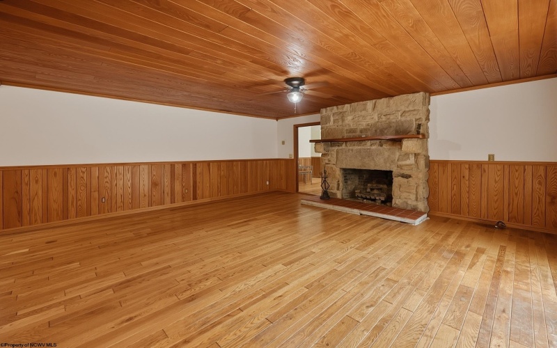 1258 Long Run, Ellamore, West Virginia 26267, 3 Bedrooms Bedrooms, 6 Rooms Rooms,2 BathroomsBathrooms,Single Family Detached,For Sale,Long,0,10166455