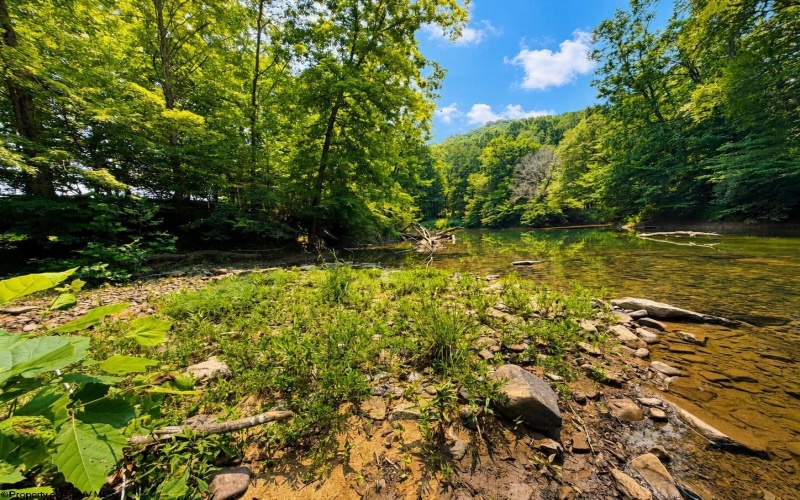 1258 Long Run, Ellamore, West Virginia 26267, 3 Bedrooms Bedrooms, 6 Rooms Rooms,2 BathroomsBathrooms,Single Family Detached,For Sale,Long,0,10166455
