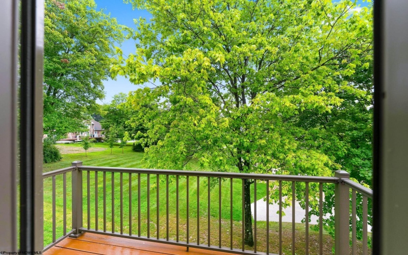 2374 Lakeside Estates, Morgantown, West Virginia 26508, 4 Bedrooms Bedrooms, 8 Rooms Rooms,3 BathroomsBathrooms,Single Family Detached,For Sale,Lakeside,0,10166458