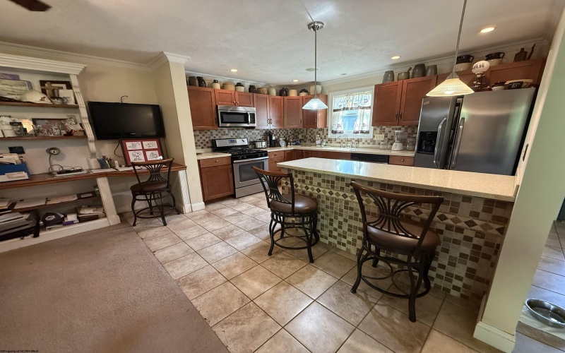521 Pennsylvania Avenue, Fairmont, West Virginia 26554, 1 Bedroom Bedrooms, 5 Rooms Rooms,2 BathroomsBathrooms,Single Family Detached,For Sale,Pennsylvania,0,10166459