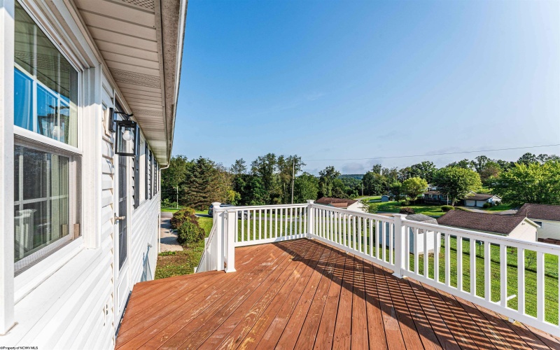 16 Deerfield Avenue, Grafton, West Virginia 26354, 4 Bedrooms Bedrooms, 7 Rooms Rooms,3 BathroomsBathrooms,Single Family Detached,For Sale,Deerfield,0,10166464