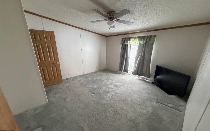 42 Gate Lane, Elkins, West Virginia 26241, 3 Bedrooms Bedrooms, 8 Rooms Rooms,2 BathroomsBathrooms,Single Family Detached,For Sale,Gate,0,10166471