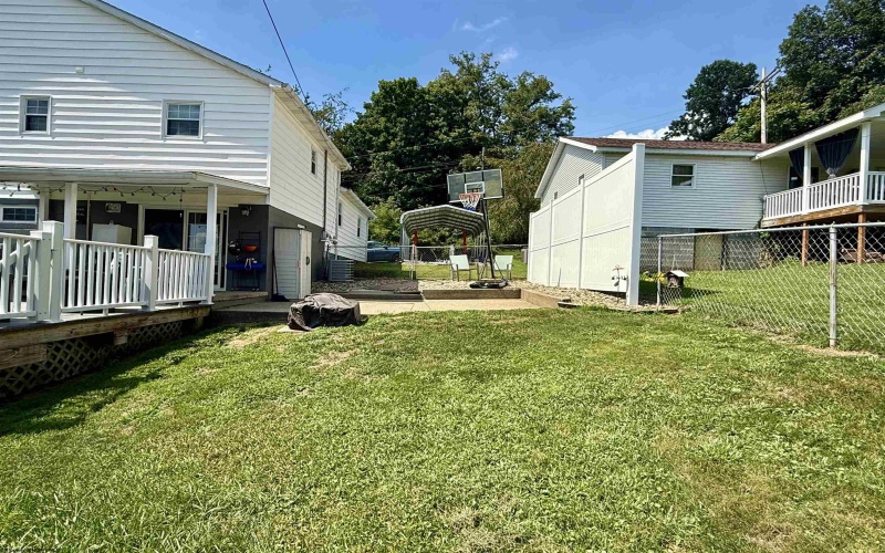 52 4th Street, Carolina, West Virginia 26563, 3 Bedrooms Bedrooms, 6 Rooms Rooms,2 BathroomsBathrooms,Single Family Detached,For Sale,4th,0,10166467