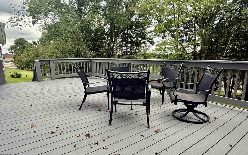 20 Bel Manor Drive, Fairmont, West Virginia 26554, 4 Bedrooms Bedrooms, 9 Rooms Rooms,3 BathroomsBathrooms,Single Family Detached,For Sale,Bel Manor,0,10166468