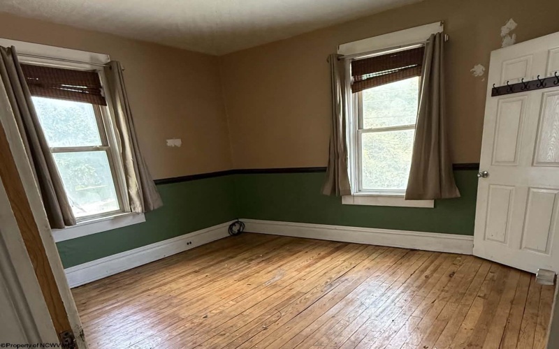 178 East Street, Masontown, West Virginia 26542, 4 Bedrooms Bedrooms, 10 Rooms Rooms,1 BathroomBathrooms,Single Family Detached,For Sale,East,0,10166470