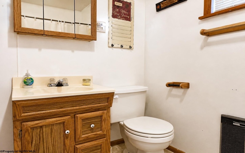 29 Castle Road, Mount Nebo, West Virginia 26679, 2 Bedrooms Bedrooms, 4 Rooms Rooms,1 BathroomBathrooms,Single Family Detached,For Sale,Castle,0,10166472
