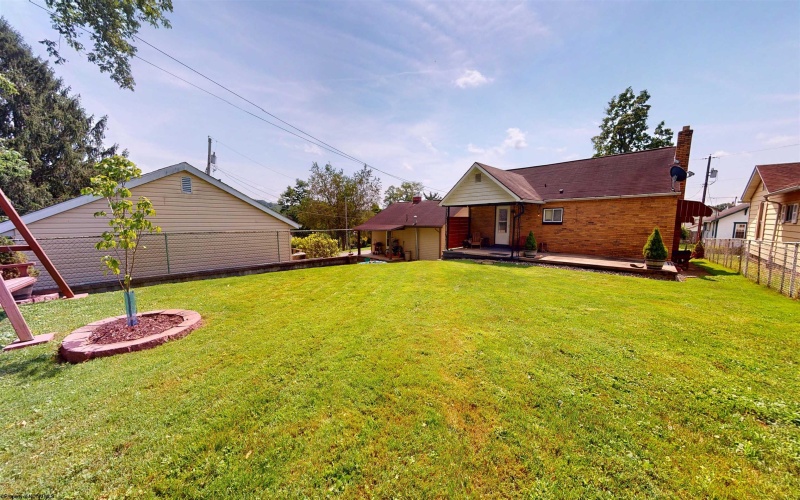 406 Highland Avenue, Fairmont, West Virginia 26554-1939, 2 Bedrooms Bedrooms, 5 Rooms Rooms,1 BathroomBathrooms,Single Family Detached,For Sale,Highland,0,10166476