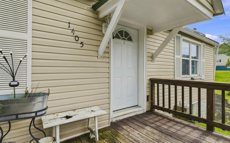 1405 Andmore Street, Morgantown, West Virginia 26505, 2 Bedrooms Bedrooms, 5 Rooms Rooms,1 BathroomBathrooms,Single Family Detached,For Sale,Andmore,0,10166486