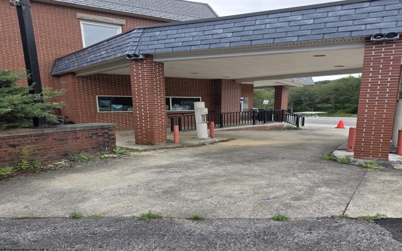 172 East Avenue, Thomas, West Virginia 26292, 0 , 0 ,0,Commercial (for Sale),For Sale,East,0,10166488