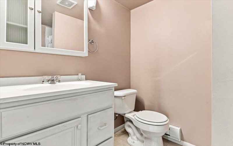 71 Greenwood Drive, Aurora, West Virginia 26705, 3 Bedrooms Bedrooms, 12 Rooms Rooms,2 BathroomsBathrooms,Single Family Detached,For Sale,Greenwood,0,10166505