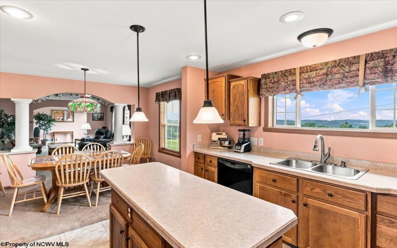 71 Greenwood Drive, Aurora, West Virginia 26705, 3 Bedrooms Bedrooms, 12 Rooms Rooms,2 BathroomsBathrooms,Single Family Detached,For Sale,Greenwood,0,10166505