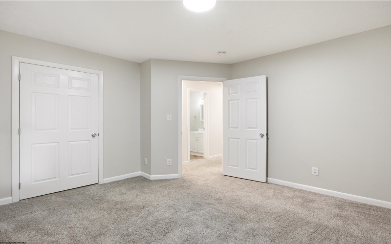 508 McLane Avenue, Morgantown, West Virginia 26505, 3 Bedrooms Bedrooms, 6 Rooms Rooms,2 BathroomsBathrooms,Single Family Attached,For Sale,McLane,0,10166504