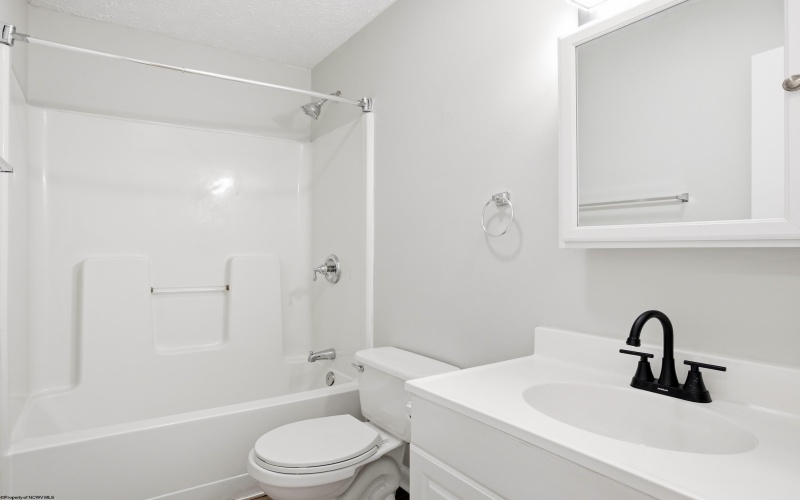 508 McLane Avenue, Morgantown, West Virginia 26505, 3 Bedrooms Bedrooms, 6 Rooms Rooms,2 BathroomsBathrooms,Single Family Attached,For Sale,McLane,0,10166504