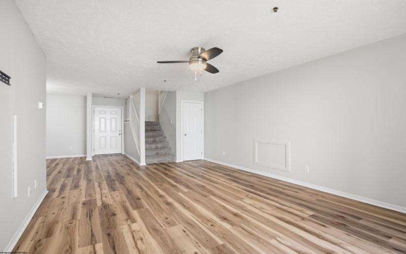 508 McLane Avenue, Morgantown, West Virginia 26505, 3 Bedrooms Bedrooms, 6 Rooms Rooms,2 BathroomsBathrooms,Single Family Attached,For Sale,McLane,0,10166504