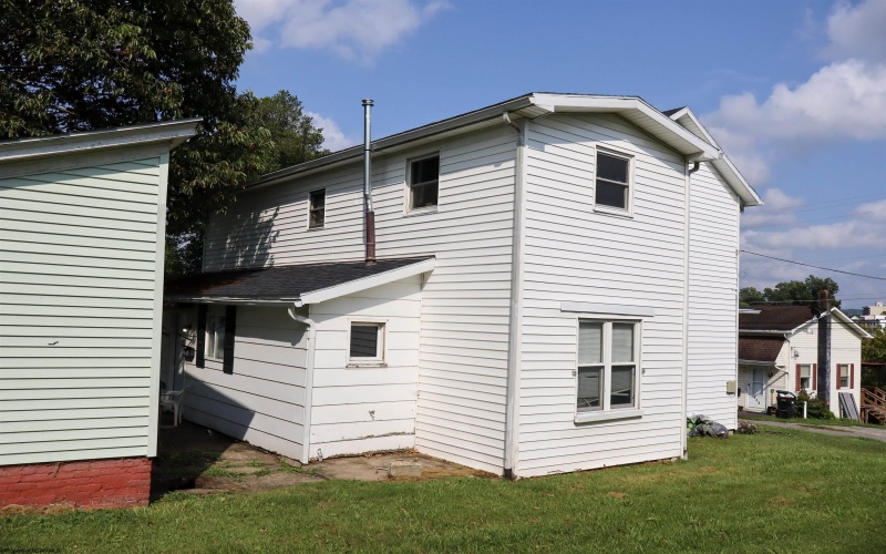 128 Coleman Avenue, Clarksburg, West Virginia 26301, 0 , 0 ,0,Multi-unit/income,For Sale,Coleman,0,10166490