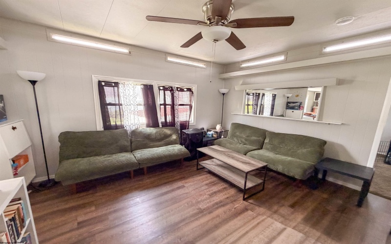 128 Coleman Avenue, Clarksburg, West Virginia 26301, 0 , 0 ,0,Multi-unit/income,For Sale,Coleman,0,10166490