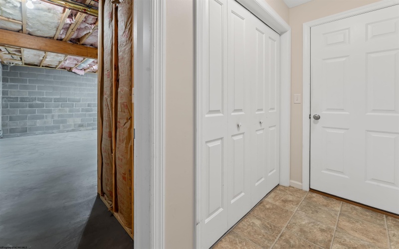 114 Casey Lane, Morgantown, West Virginia 26508, 3 Bedrooms Bedrooms, 9 Rooms Rooms,2 BathroomsBathrooms,Single Family Detached,For Sale,Casey,0,10166502