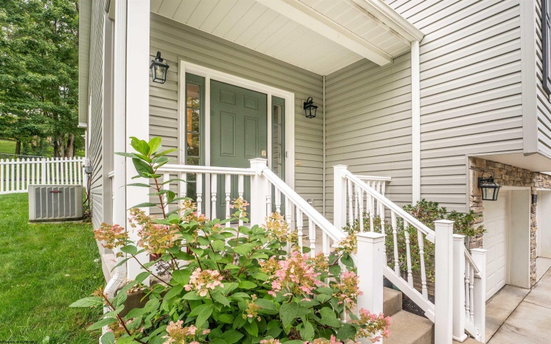 114 Casey Lane, Morgantown, West Virginia 26508, 3 Bedrooms Bedrooms, 9 Rooms Rooms,2 BathroomsBathrooms,Single Family Detached,For Sale,Casey,0,10166502