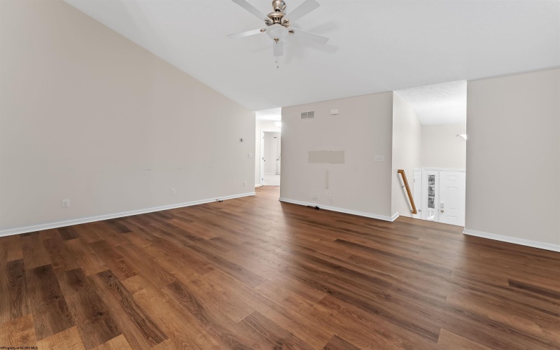 114 Casey Lane, Morgantown, West Virginia 26508, 3 Bedrooms Bedrooms, 9 Rooms Rooms,2 BathroomsBathrooms,Single Family Detached,For Sale,Casey,0,10166502