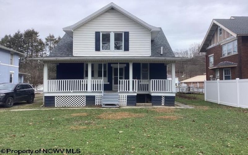 241 Walnut Street, Philippi, West Virginia 26416, 4 Bedrooms Bedrooms, 7 Rooms Rooms,2 BathroomsBathrooms,Single Family Detached,For Sale,Walnut,0,10163065