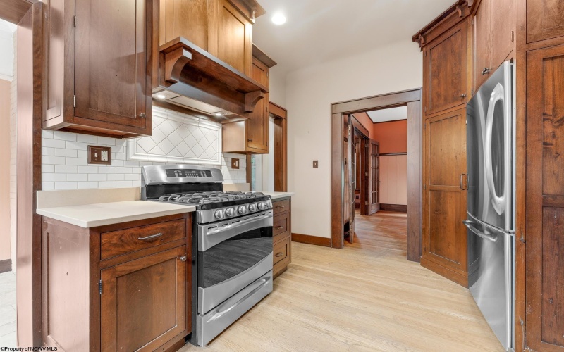 229 Morris Street, Morgantown, West Virginia 26501, 4 Bedrooms Bedrooms, 8 Rooms Rooms,2 BathroomsBathrooms,Single Family Detached,For Sale,Morris,0,10166499