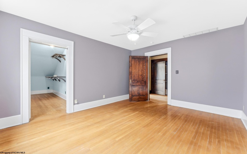 229 Morris Street, Morgantown, West Virginia 26501, 4 Bedrooms Bedrooms, 8 Rooms Rooms,2 BathroomsBathrooms,Single Family Detached,For Sale,Morris,0,10166499