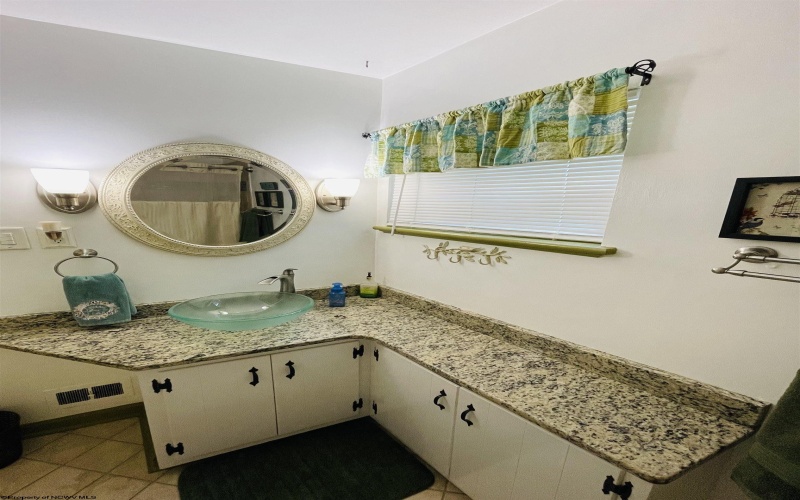 1208 Bell Run Road, Fairmont, West Virginia 26588, 3 Bedrooms Bedrooms, 9 Rooms Rooms,1 BathroomBathrooms,Single Family Detached,For Sale,Bell Run,0,10166508