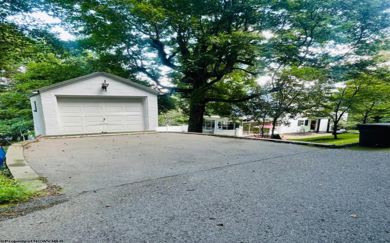1208 Bell Run Road, Fairmont, West Virginia 26588, 3 Bedrooms Bedrooms, 9 Rooms Rooms,1 BathroomBathrooms,Single Family Detached,For Sale,Bell Run,0,10166508