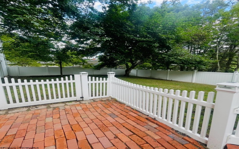 1208 Bell Run Road, Fairmont, West Virginia 26588, 3 Bedrooms Bedrooms, 9 Rooms Rooms,1 BathroomBathrooms,Single Family Detached,For Sale,Bell Run,0,10166508