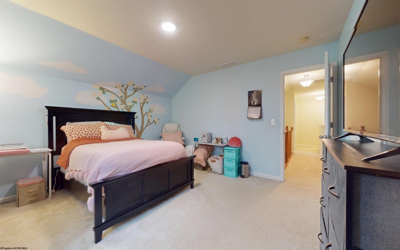 15 Ashbury Lane, Fairmont, West Virginia 26554, 4 Bedrooms Bedrooms, 8 Rooms Rooms,3 BathroomsBathrooms,Single Family Detached,For Sale,Ashbury,0,10166506