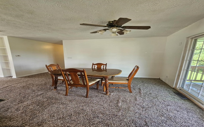 301 Holbert Avenue, Fairmont, West Virginia 26554, 3 Bedrooms Bedrooms, 6 Rooms Rooms,2 BathroomsBathrooms,Single Family Detached,For Sale,Holbert,0,10166507