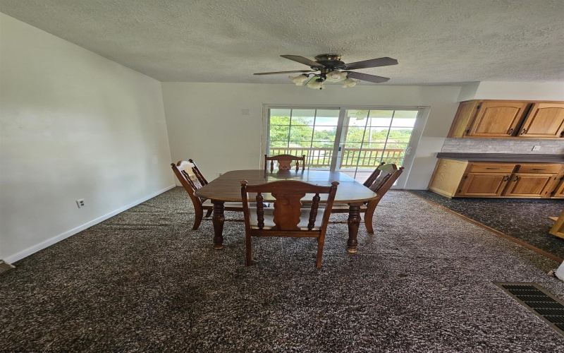 301 Holbert Avenue, Fairmont, West Virginia 26554, 3 Bedrooms Bedrooms, 6 Rooms Rooms,2 BathroomsBathrooms,Single Family Detached,For Sale,Holbert,0,10166507