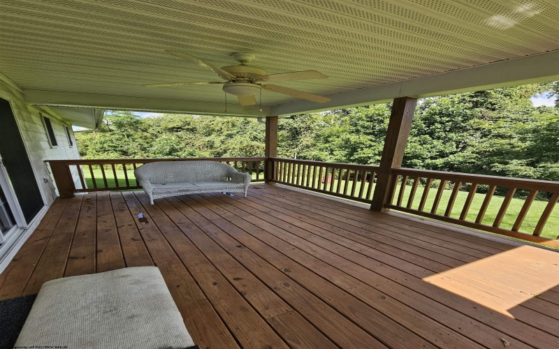 301 Holbert Avenue, Fairmont, West Virginia 26554, 3 Bedrooms Bedrooms, 6 Rooms Rooms,2 BathroomsBathrooms,Single Family Detached,For Sale,Holbert,0,10166507