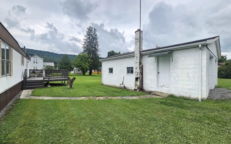 300 Johnson Bradshaw Street, Belington, West Virginia 26250, 2 Bedrooms Bedrooms, 5 Rooms Rooms,1 BathroomBathrooms,Single Family Detached,For Sale,Johnson Bradshaw,0,10166517 300 Johnson Bradshaw Street, Belington, West Virginia 26250, 2 Bedrooms Bedrooms, 5 Rooms Rooms,1 BathroomBathrooms,Single Family Detached,For Sale,Johnson Bradshaw,0,10166517
