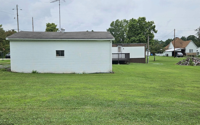 300 Johnson Bradshaw Street, Belington, West Virginia 26250, 2 Bedrooms Bedrooms, 5 Rooms Rooms,1 BathroomBathrooms,Single Family Detached,For Sale,Johnson Bradshaw,0,10166517 300 Johnson Bradshaw Street, Belington, West Virginia 26250, 2 Bedrooms Bedrooms, 5 Rooms Rooms,1 BathroomBathrooms,Single Family Detached,For Sale,Johnson Bradshaw,0,10166517