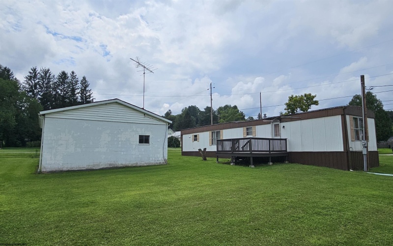 300 Johnson Bradshaw Street, Belington, West Virginia 26250, 2 Bedrooms Bedrooms, 5 Rooms Rooms,1 BathroomBathrooms,Single Family Detached,For Sale,Johnson Bradshaw,0,10166517 300 Johnson Bradshaw Street, Belington, West Virginia 26250, 2 Bedrooms Bedrooms, 5 Rooms Rooms,1 BathroomBathrooms,Single Family Detached,For Sale,Johnson Bradshaw,0,10166517