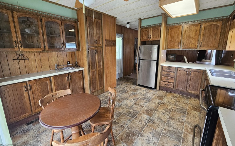 300 Johnson Bradshaw Street, Belington, West Virginia 26250, 2 Bedrooms Bedrooms, 5 Rooms Rooms,1 BathroomBathrooms,Single Family Detached,For Sale,Johnson Bradshaw,0,10166517 300 Johnson Bradshaw Street, Belington, West Virginia 26250, 2 Bedrooms Bedrooms, 5 Rooms Rooms,1 BathroomBathrooms,Single Family Detached,For Sale,Johnson Bradshaw,0,10166517