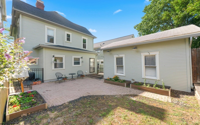 257 MORRIS Street, Morgantown, West Virginia 26501, 3 Bedrooms Bedrooms, 9 Rooms Rooms,2 BathroomsBathrooms,Single Family Detached,For Sale,MORRIS,0,10166515 257 MORRIS Street, Morgantown, West Virginia 26501, 3 Bedrooms Bedrooms, 9 Rooms Rooms,2 BathroomsBathrooms,Single Family Detached,For Sale,MORRIS,0,10166515