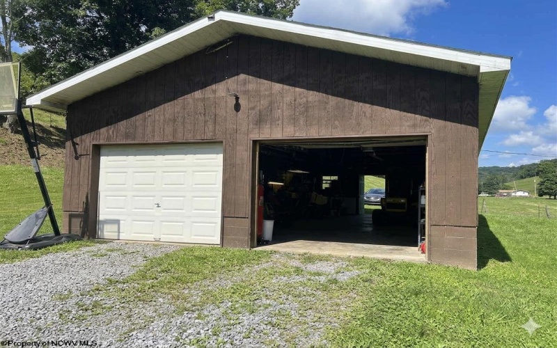 1213 Plum Run Road, Mannington, West Virginia 26582, 3 Bedrooms Bedrooms, 8 Rooms Rooms,1 BathroomBathrooms,Single Family Detached,For Sale,Plum Run,0,10166512 1213 Plum Run Road, Mannington, West Virginia 26582, 3 Bedrooms Bedrooms, 8 Rooms Rooms,1 BathroomBathrooms,Single Family Detached,For Sale,Plum Run,0,10166512