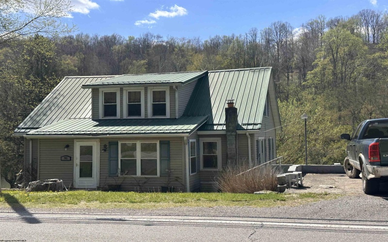 741 Elk River Road, Gassaway, West Virginia 26624, 3 Bedrooms Bedrooms, 7 Rooms Rooms,2 BathroomsBathrooms,Single Family Detached,For Sale,Elk River,0,10166519 741 Elk River Road, Gassaway, West Virginia 26624, 3 Bedrooms Bedrooms, 7 Rooms Rooms,2 BathroomsBathrooms,Single Family Detached,For Sale,Elk River,0,10166519
