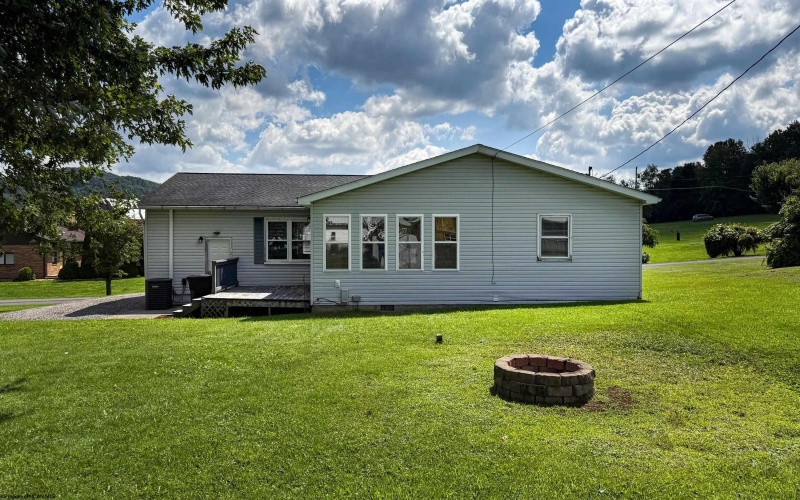 62 Blue Pond Lane, Elkins, West Virginia 26241, 3 Bedrooms Bedrooms, 7 Rooms Rooms,2 BathroomsBathrooms,Single Family Detached,For Sale,Blue Pond,0,10166544