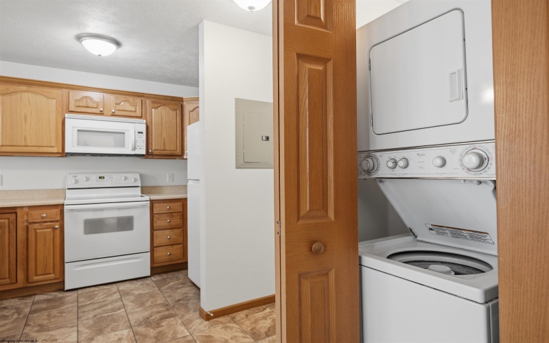 323 Creekside Drive, Morgantown, West Virginia 26508, 1 Bedroom Bedrooms, 4 Rooms Rooms,1 BathroomBathrooms,Single Family Attached,For Sale,Creekside,0,10166521 323 Creekside Drive, Morgantown, West Virginia 26508, 1 Bedroom Bedrooms, 4 Rooms Rooms,1 BathroomBathrooms,Single Family Attached,For Sale,Creekside,0,10166521