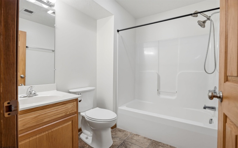 323 Creekside Drive, Morgantown, West Virginia 26508, 1 Bedroom Bedrooms, 4 Rooms Rooms,1 BathroomBathrooms,Single Family Attached,For Sale,Creekside,0,10166521 323 Creekside Drive, Morgantown, West Virginia 26508, 1 Bedroom Bedrooms, 4 Rooms Rooms,1 BathroomBathrooms,Single Family Attached,For Sale,Creekside,0,10166521