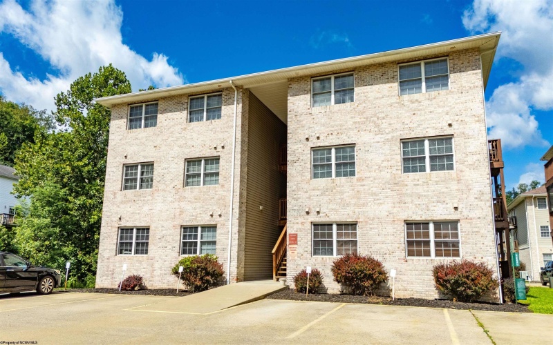 323 Creekside Drive, Morgantown, West Virginia 26508, 1 Bedroom Bedrooms, 4 Rooms Rooms,1 BathroomBathrooms,Single Family Attached,For Sale,Creekside,0,10166521 323 Creekside Drive, Morgantown, West Virginia 26508, 1 Bedroom Bedrooms, 4 Rooms Rooms,1 BathroomBathrooms,Single Family Attached,For Sale,Creekside,0,10166521
