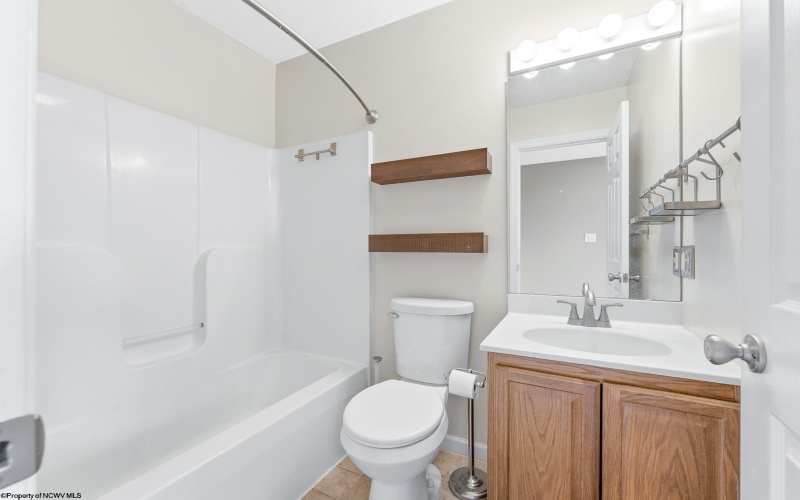 902 Pierpont Heights Drive, Morgantown, West Virginia 26508, 2 Bedrooms Bedrooms, 6 Rooms Rooms,2 BathroomsBathrooms,Single Family Attached,For Sale,Pierpont Heights,0,10166530