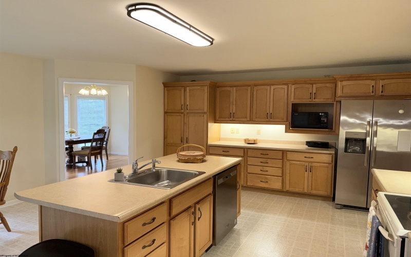 205 Edgewood Estates Road, Beverly, West Virginia 26253, 3 Bedrooms Bedrooms, 6 Rooms Rooms,2 BathroomsBathrooms,Single Family Detached,For Sale,Edgewood Estates,0,10166542